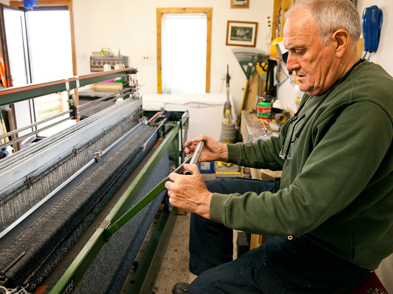 Производство Harris Tweed ткачество