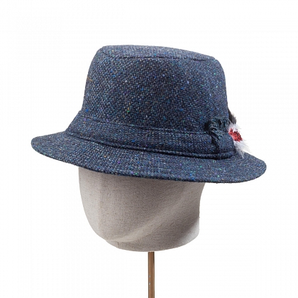 2Картинка Синяя шляпа Hanna Hats Walking